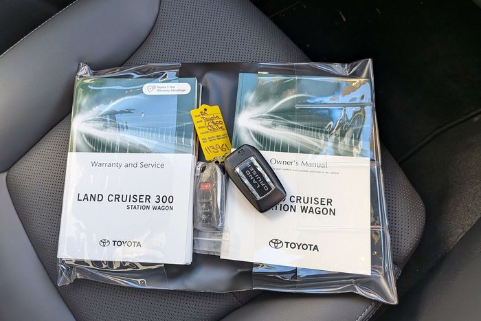 2024 Toyota Landcruiser VX