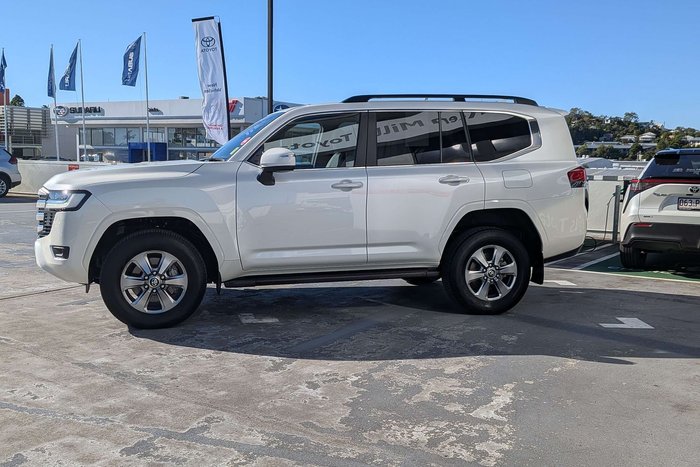2024 Toyota Landcruiser VX
