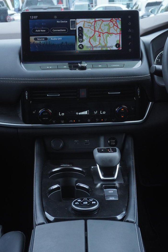 2025 Nissan X-TRAIL ST-L