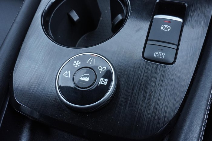 2025 Nissan X-TRAIL ST-L