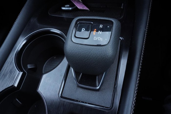 2025 Nissan X-TRAIL ST-L