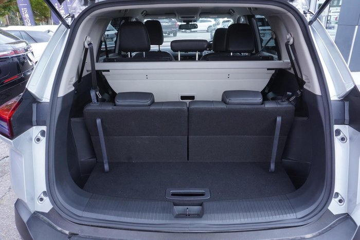 2025 Nissan X-TRAIL ST-L