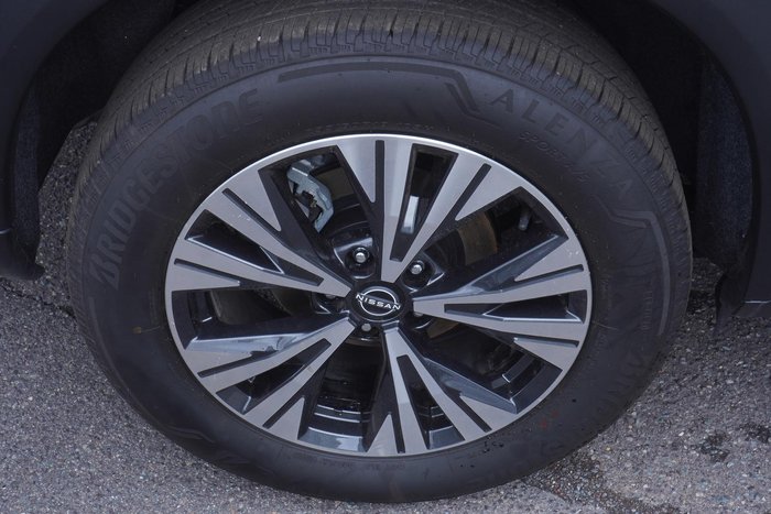 2025 Nissan X-TRAIL ST-L