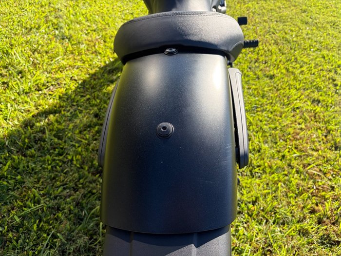 2025 Kawasaki VULCAN S Black