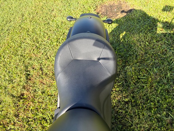 2025 Kawasaki VULCAN S Black