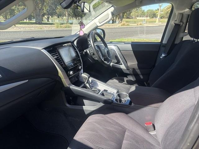 2023 Mitsubishi Pajero Sport GLS