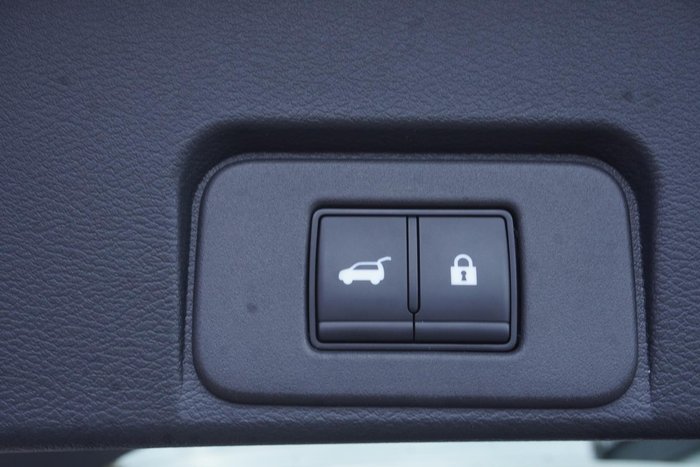 2025 Nissan X-TRAIL Ti