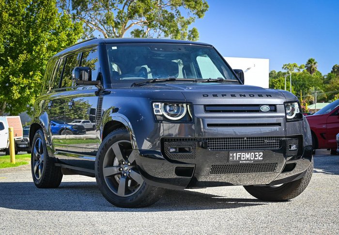 2023 Land Rover Defender 110 D300 X-Dynamic HSE