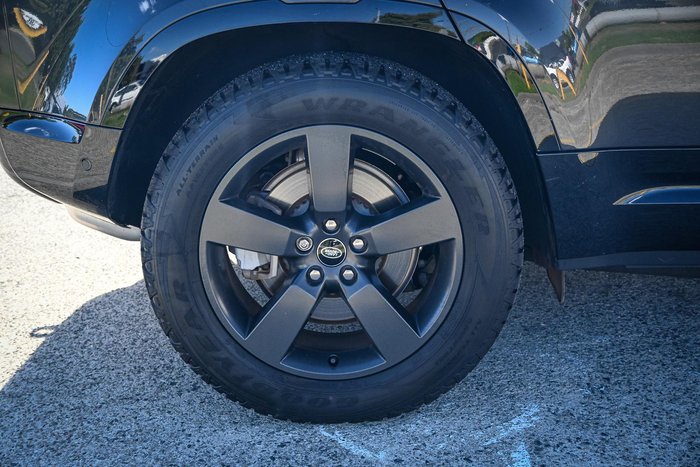 2023 Land Rover Defender 110 D300 X-Dynamic HSE