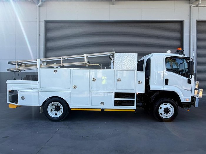 2018 Isuzu F Series FSS110-210