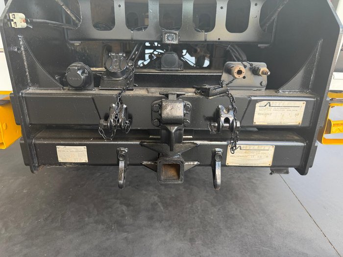 2018 Isuzu F Series FSS110-210