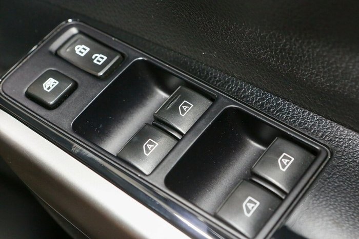 2020 Mitsubishi Pajero Sport GLS