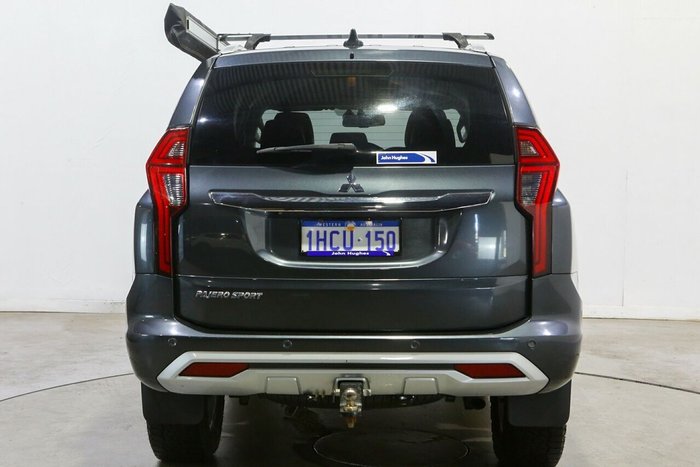 2020 Mitsubishi Pajero Sport GLS