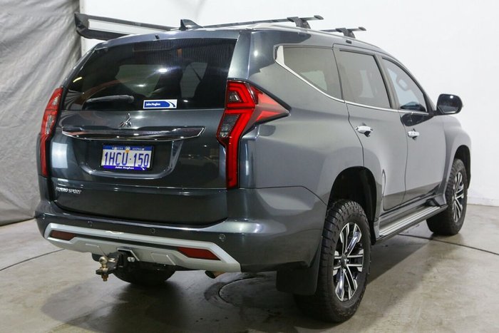 2020 Mitsubishi Pajero Sport GLS