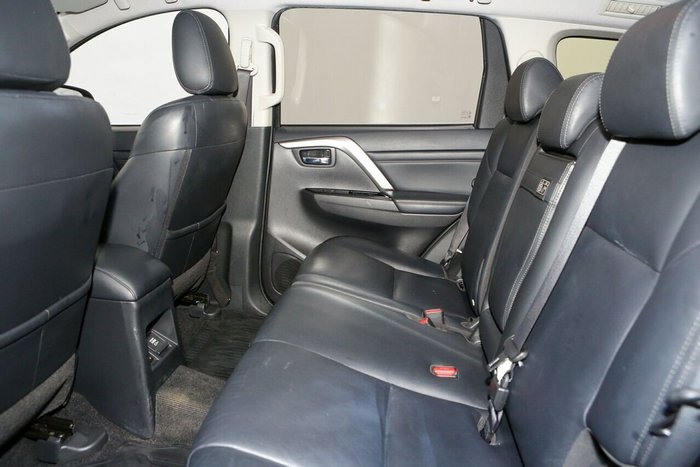 2020 Mitsubishi Pajero Sport GLS