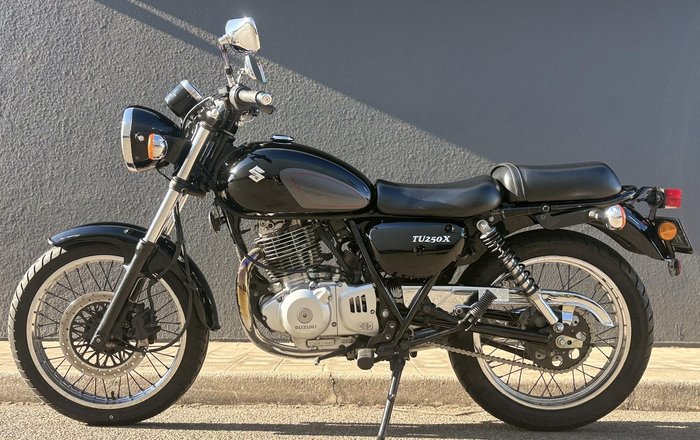 2015 Suzuki TU250X TU Black