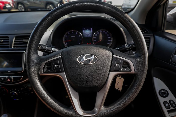 2017 Hyundai Accent Active