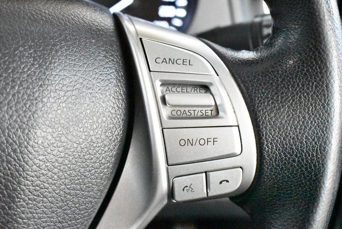 2018 Nissan Navara ST-X