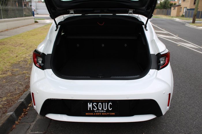 2022 Toyota Corolla Ascent Sport Hybrid ZWE219R Glacier White