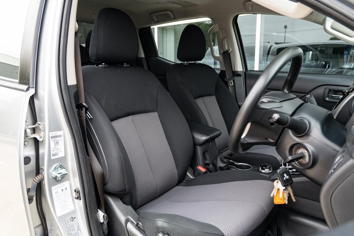 2022 Mitsubishi Triton GLX+