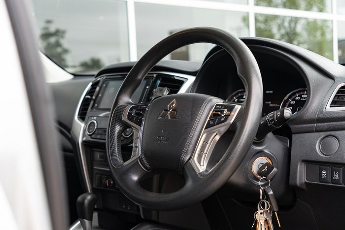 2022 Mitsubishi Triton GLX+