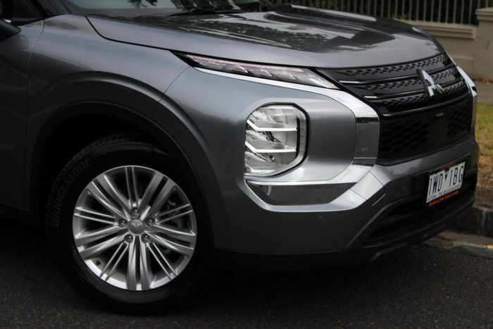 2022 Mitsubishi Outlander ES ZM MY22.5 Titanium