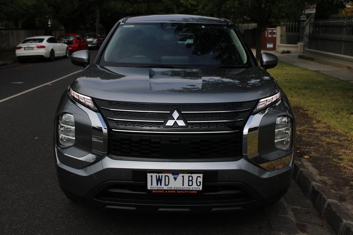 2022 Mitsubishi Outlander ES ZM MY22.5 Titanium
