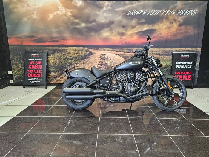 2023 Indian CHIEF DARK HORSE BLACK