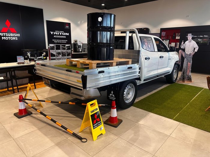2025 Mitsubishi Triton GLX