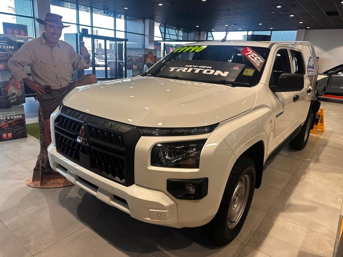 2025 Mitsubishi Triton GLX
