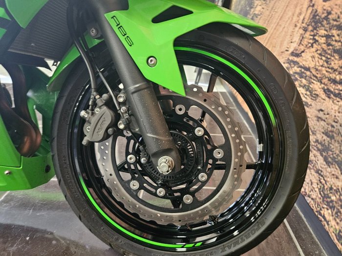 2023 Kawasaki NINJA 400 SE LIME GREEN/EBONY