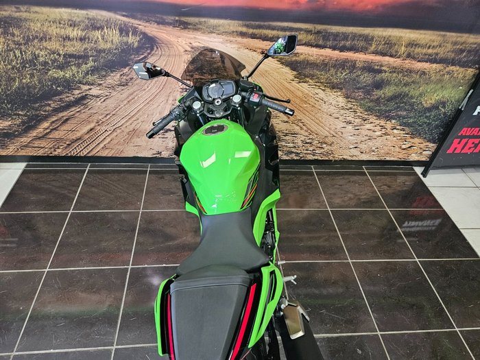 2023 Kawasaki NINJA 400 SE LIME GREEN/EBONY