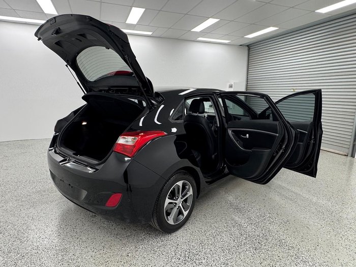 2016 Hyundai i30 Active X GD4 Series II MY17 Phantom Black