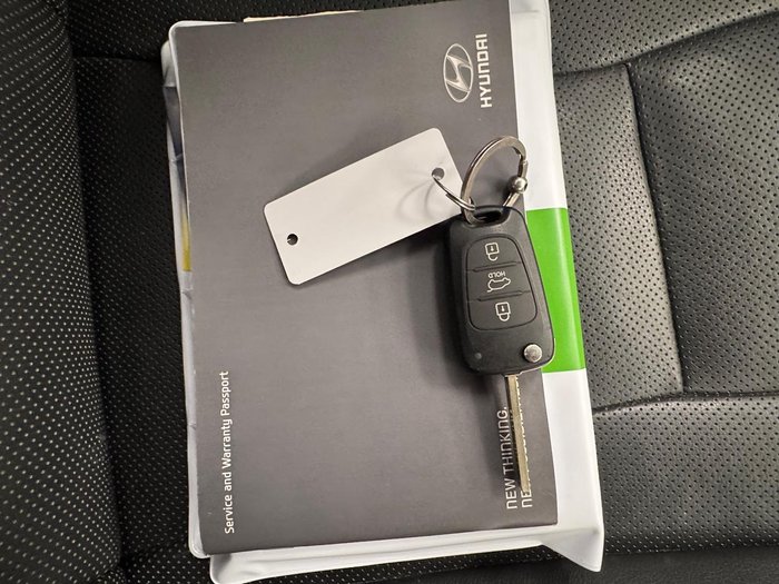 2016 Hyundai i30 Active X GD4 Series II MY17 Phantom Black