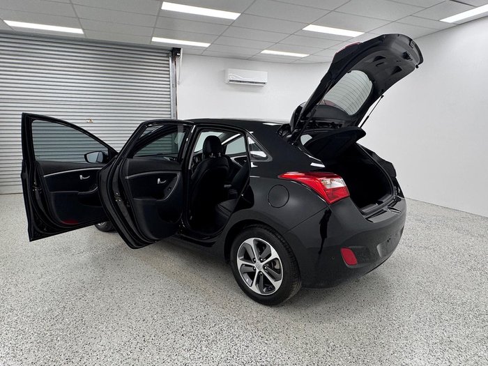 2016 Hyundai i30 Active X GD4 Series II MY17 Phantom Black