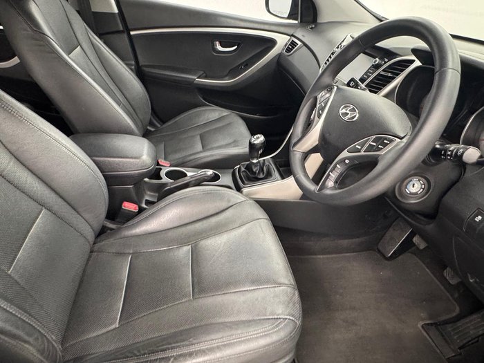 2016 Hyundai i30 Active X GD4 Series II MY17 Phantom Black