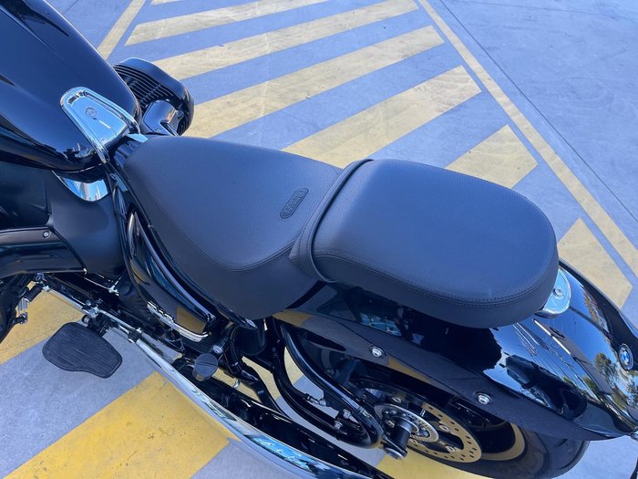 2023 BMW R 18 Blackline