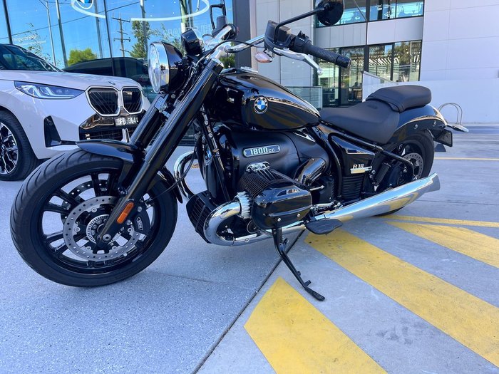 2023 BMW R 18 Blackline