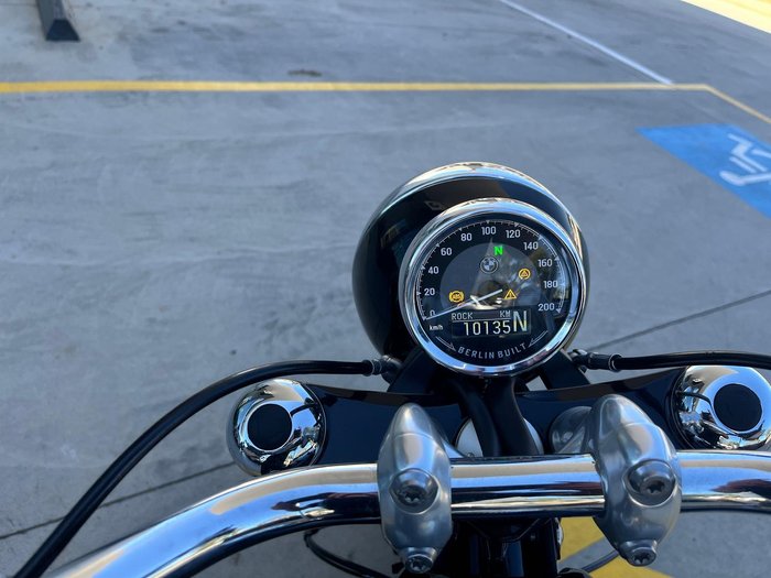 2023 BMW R 18 Blackline