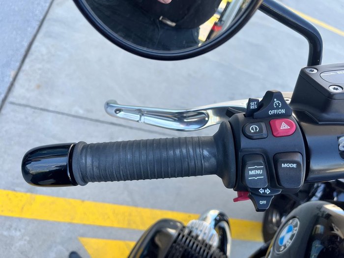 2023 BMW R 18 Blackline