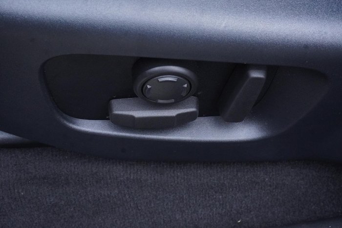 2020 Land Rover Range Rover Velar P300 SE