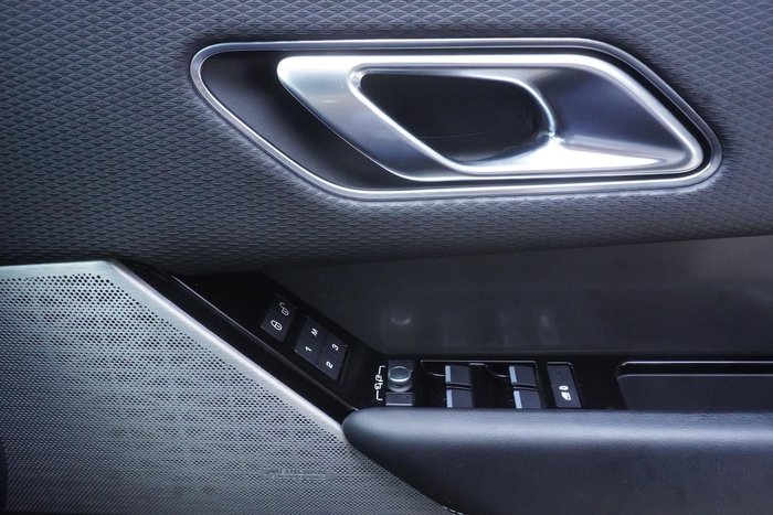 2020 Land Rover Range Rover Velar P300 SE