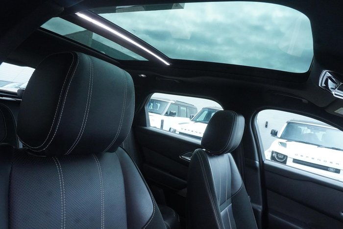 2020 Land Rover Range Rover Velar P300 SE