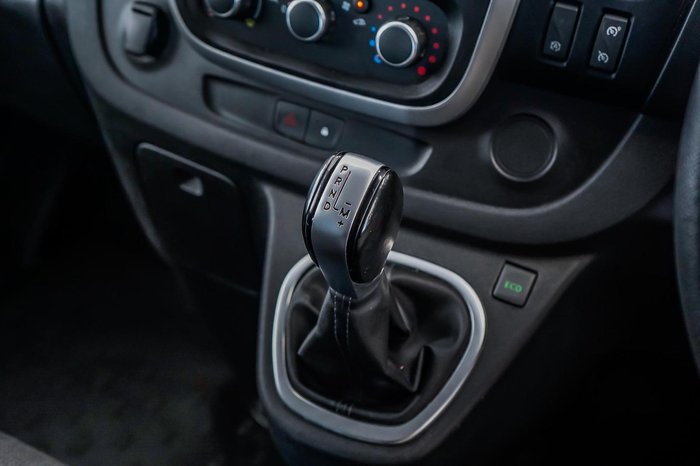 2021 Mitsubishi Express GLX