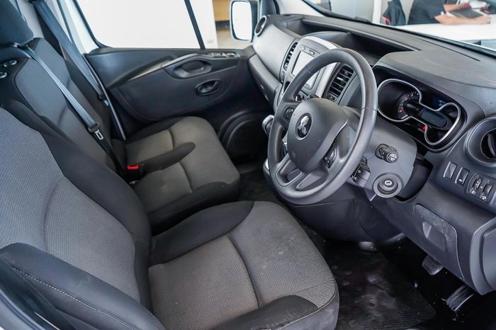 2021 Mitsubishi Express GLX