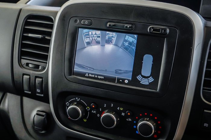 2021 Mitsubishi Express GLX