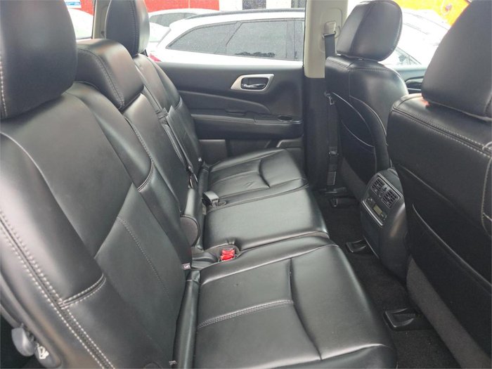 2016 Nissan Pathfinder ST-L R52 MY16 Diamond Black