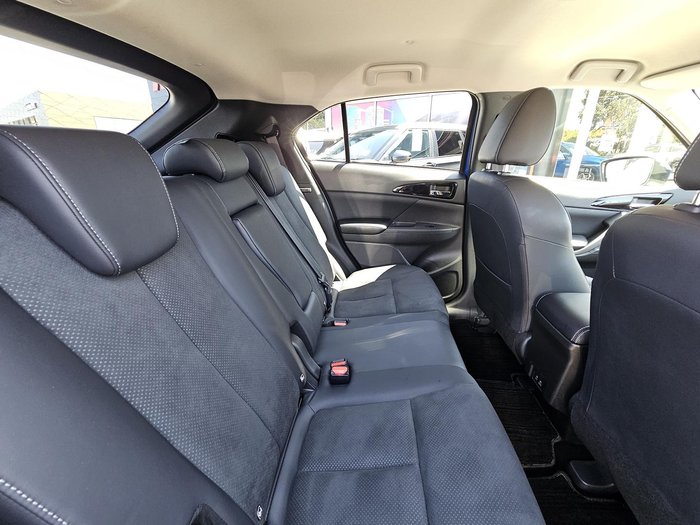 2023 Mitsubishi Eclipse Cross PHEV XLS