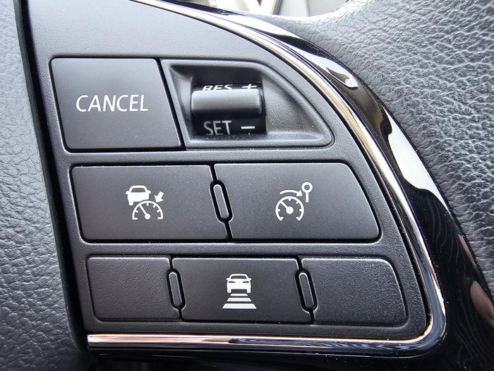 2023 Mitsubishi Eclipse Cross PHEV XLS