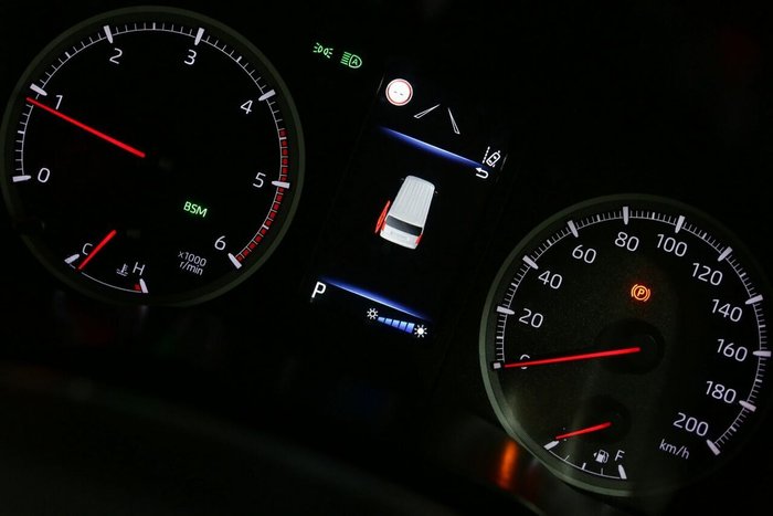 2020 Toyota Hiace Commuter